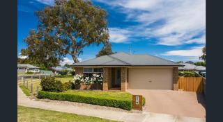 Masons Lodge - Centrally located & Family friendly - Mansfield - 0