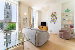 Appartement Place Pey Berland avec balcon et parking - Bordeaux - 9