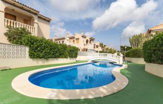 Villa Monica In La Mata - 9