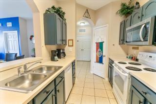 2784 Almaton 404 - 6