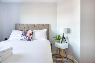 5 Star Ultra Luxury I Great Views I Underground Parking I Long Stay - Belfast - 4