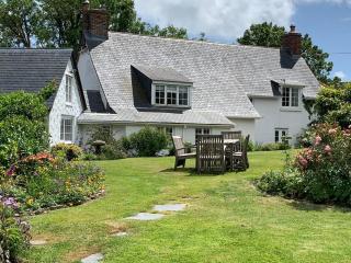 Charming Cottage nr Helford River, large garden, - Saint Anthony - 0