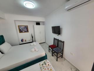 Hidden Garden Escape - Saranda - 4