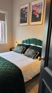 Number Seven, Belleek - Belleek - 7