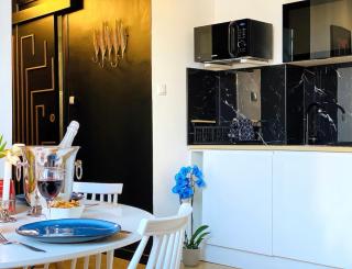 2 Steps from Sea - Air conditioning - 2 Bedrooms - Kitchen - Wifi - Tramway - Nice - 8