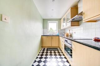 Bright & Stylish 2BD Chelsea Flat, Central Stay - Londra - 2