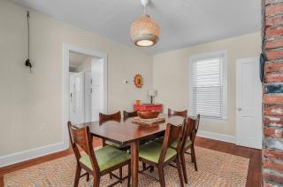 The Beach Peach - Downtown location with new charm! - Cape Charles - 2