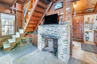 Peaceful Lakefront Maine Cabin with Sunset Views - Vassalboro - 5
