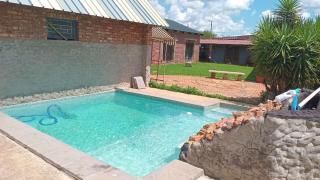 The Golden Palace Guesthouse - Balfour - 8