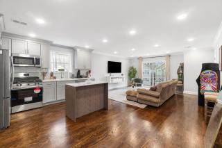 Orange's Oasis - East Orange - 8