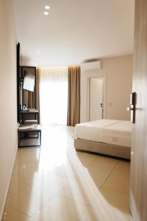 Hotel Mediterrane - Sarandë - 8