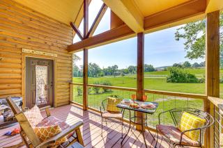 Secluded and Peaceful Tree Top Cabin with Loft - Hot Springs - 9