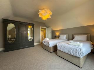 Seafront Beach House - Southend-on-Sea - 5
