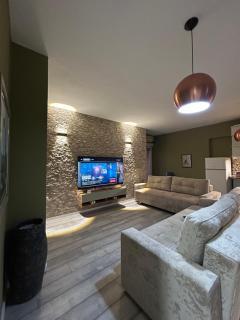 Air Albania Apartment - Tirana - 0