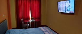 Habitación privada, TV y WIFI cerca a Barranco - H2 - Lima - 8