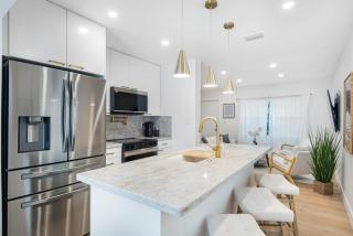 Chic Villa Nina 2 bedrooms 2 baths in Miami! - 6