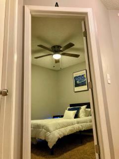 Warm haven minutes from downtown - Reynoldsburg - 2