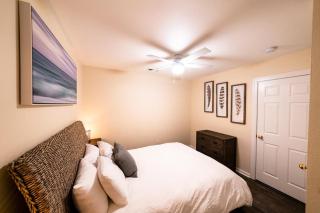 Watermen's Cabana 2A - 3-bedroom, 2-bathroom apartment - Walk to beach and access to REAL Watersports - Waves - 5