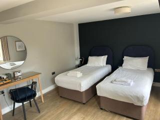 The George Hotel - Henfield - 5