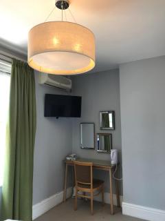 The George Hotel - Henfield - 4