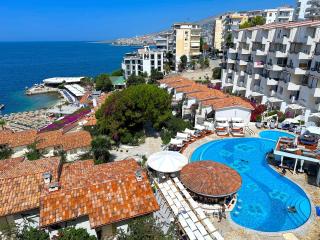 Art Luxury - Seaview Apartment, Bougainville Bay - 8