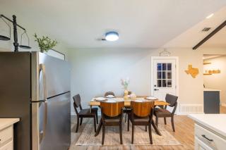 Congress Capitol by The Key Rentals - Austin - 3