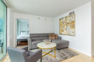 3 bedroom stunning apt brickell - 0