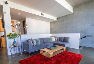 Modern Loft, Quiet, WiFi, Cable, Parking - 3