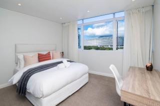 King & Queen Bed Sea View Promenade Fast Wifi - 6
