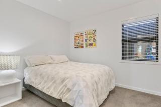 Idyllic Getaway - modern and stylish with private spa - Taupo - 6