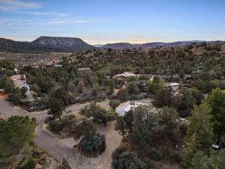Perfect home in Sedona With HotTub - Sedona - 1