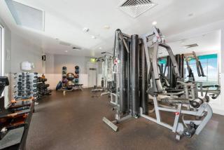 Private Apartment Premium QV Getaway Central including Pool Gym and Parking - 3