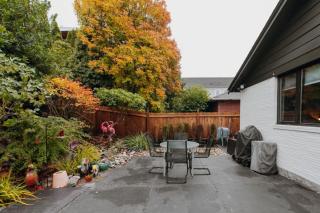 Stunning Panoramic Views Hot Tub Modern 4BR Home - 5