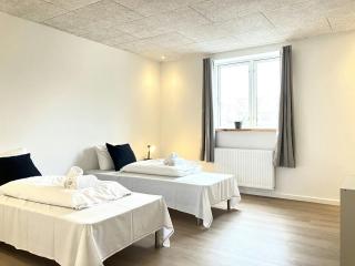Spacious Apartment for 7 - Esbjerg - 2