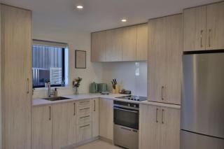 Cosy 2BR House in Awaroa Road - Auckland - 5