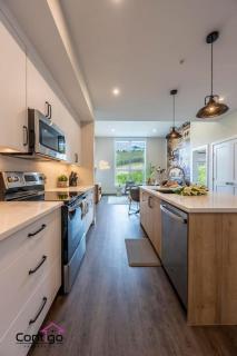 Apres Ski, DT, MtnView, TopFloor, AC, Sleeps 6 - 3