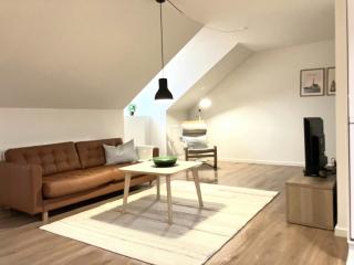 Spacious Apartment for 4 - 0