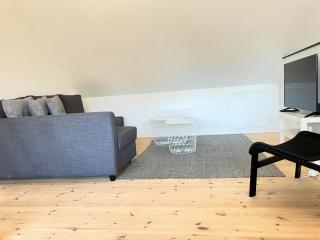 Spacious Apartment for 6 - 7