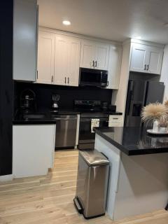 Modern Luxury Loft - Arlington - 9