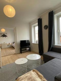 Central and Spacious Apartment for 6 - Esbjerg - 1