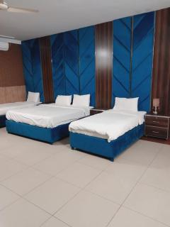 Casa Blanca Family Lodges - Islamabad - 3