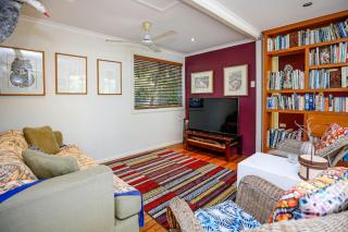 Steps to Sand Machans Beach - 5