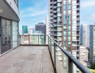 Sky Home by the Sea - Vancouver - 5