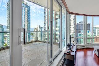 Sky Home by the Sea - Vancouver - 8