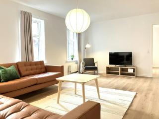 Spacious Apartment for 4 - 0