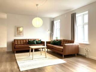 Spacious Apartment for 4 - 8