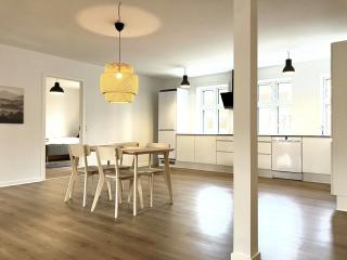 Spacious Apartment for 4 - Esbjerg - 1