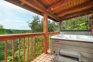 Mountaintop RnR Hot Tub Roku TVs Fireplace - 9