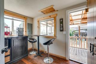 3 Mi to University of Oregon Home with Grill! - 2