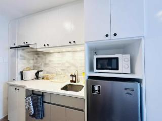 Cozy Modern Fully Furnished Unit near IT Park Cebu - Cebu City - 1